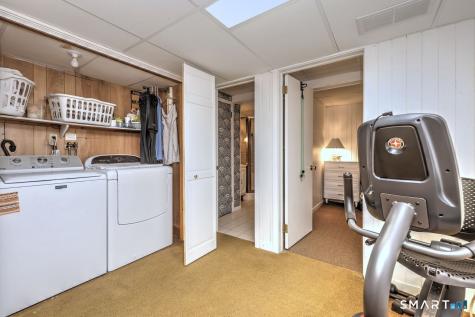 209 Acorn Lane Stratford CT 06614
