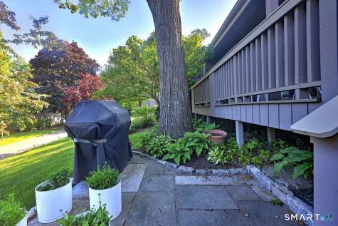 209 Acorn Lane Stratford CT 06614