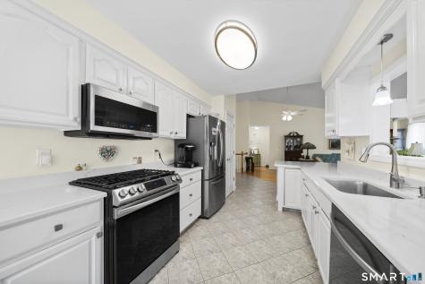4 Woodbridge Drive Enfield CT 06082