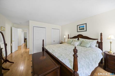 4 Woodbridge Drive Enfield CT 06082