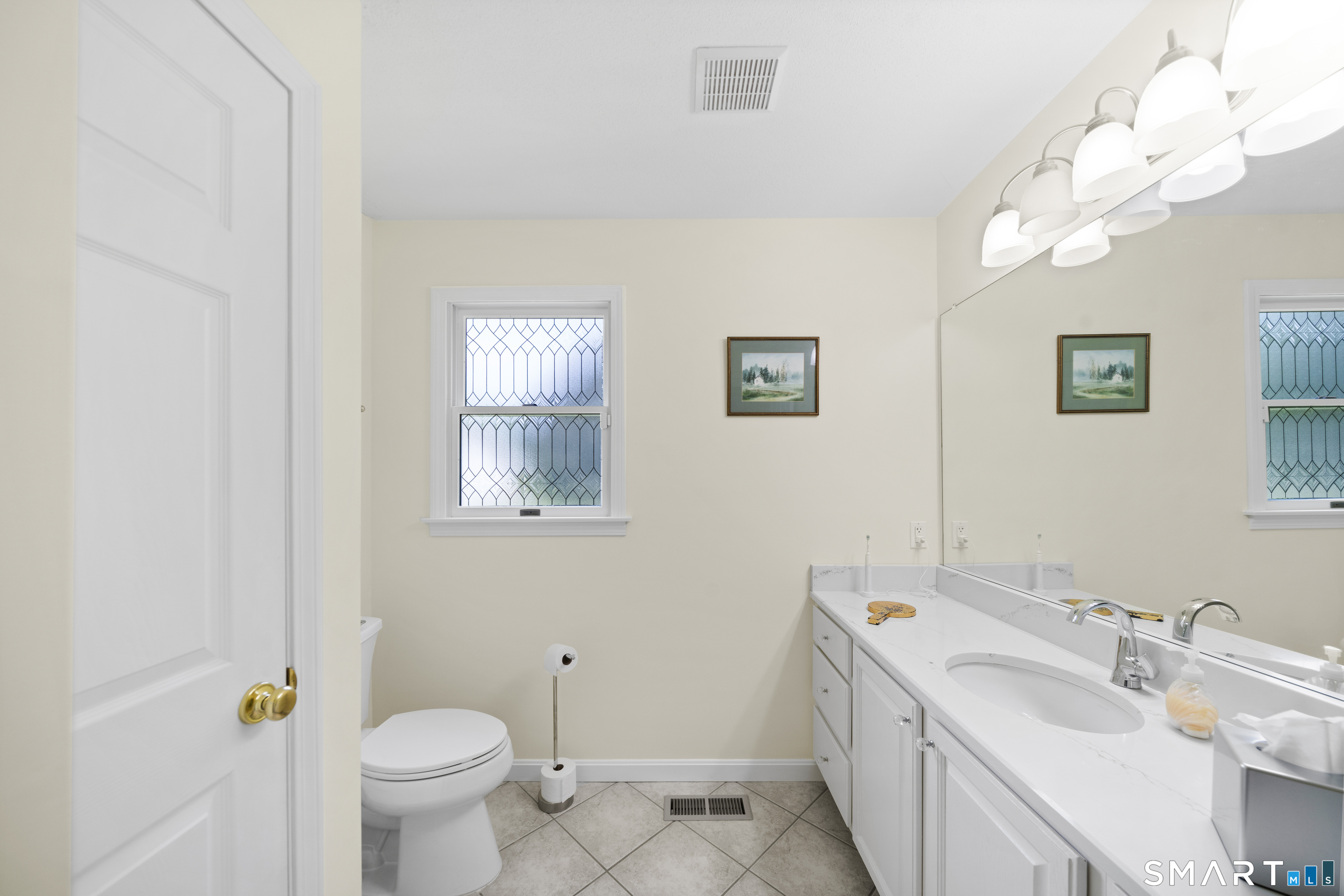 4 Woodbridge Drive Enfield CT 06082