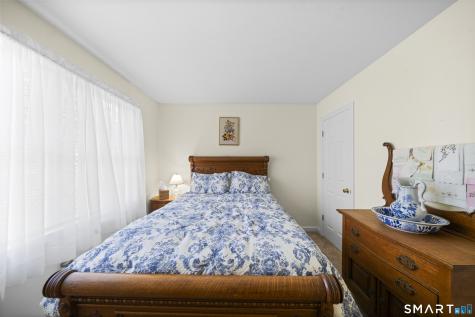 4 Woodbridge Drive Enfield CT 06082