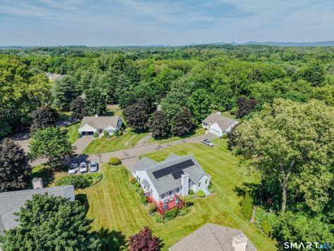 4 Woodbridge Drive Enfield CT 06082