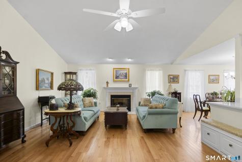 4 Woodbridge Drive Enfield CT 06082