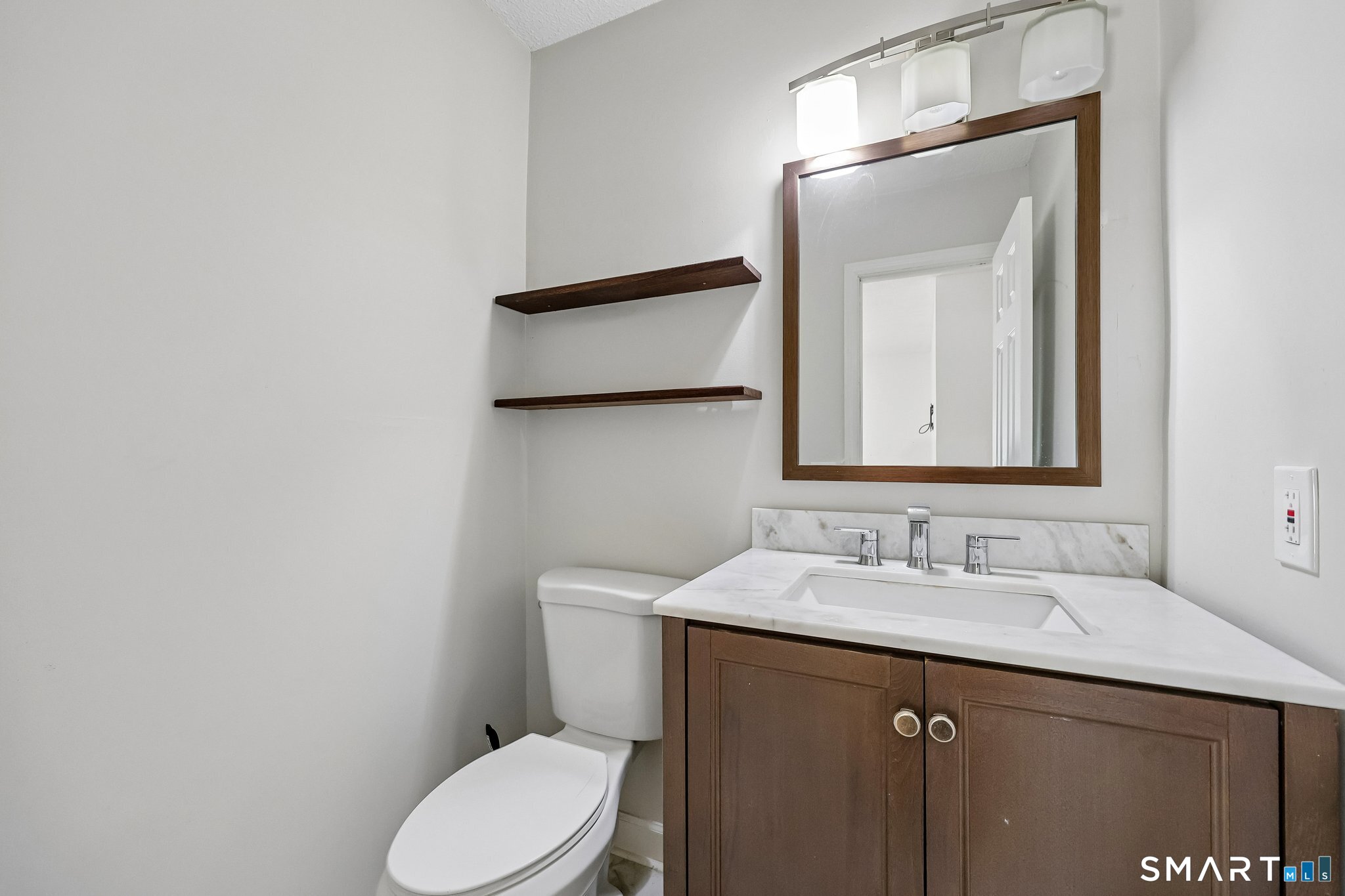 621 Longfellow Drive Branford CT 06405
