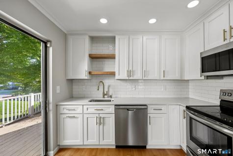 621 Longfellow Drive Branford CT 06405