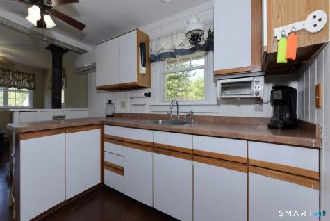 1 Day Point Road East Hampton CT 06424