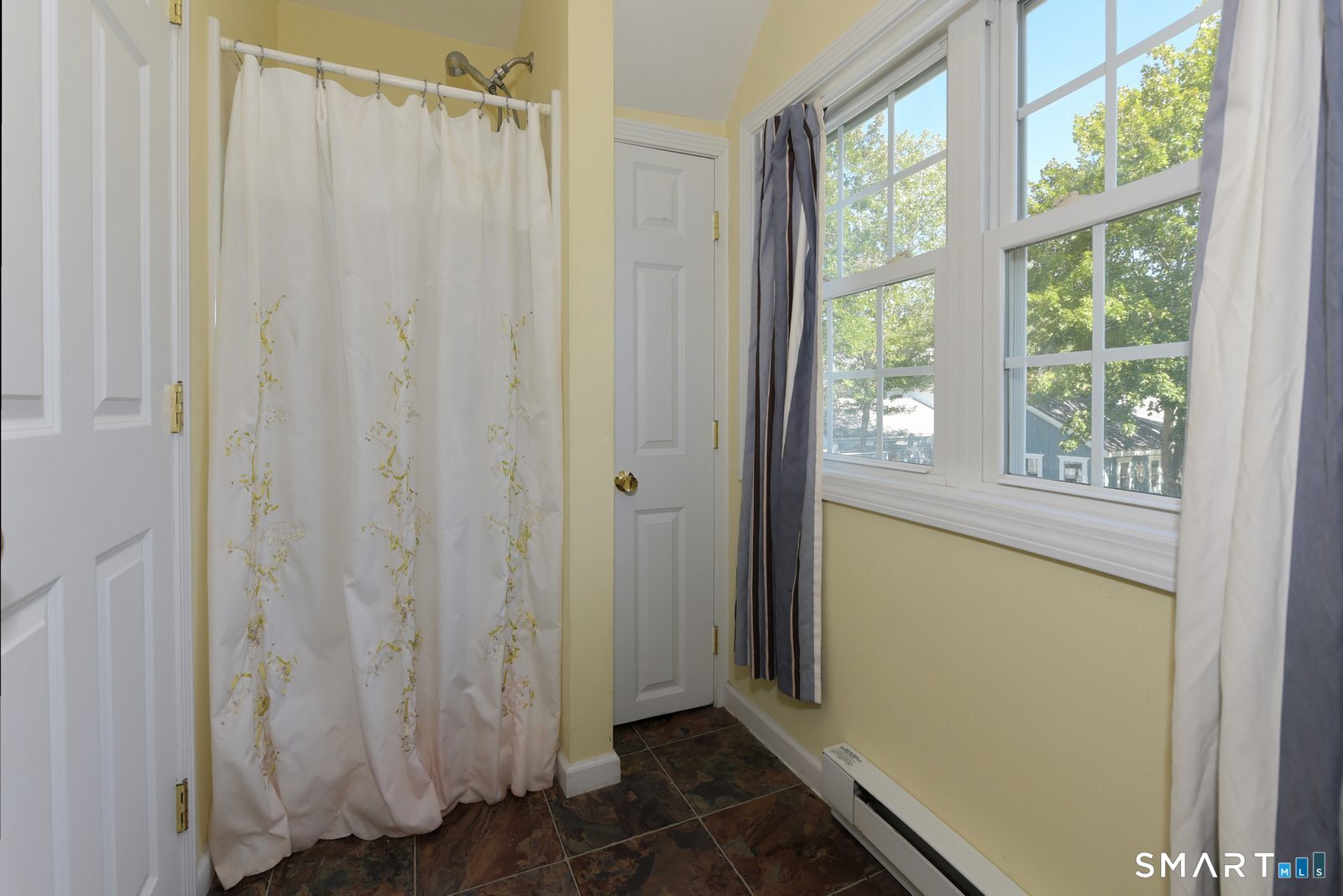 1 Day Point Road East Hampton CT 06424