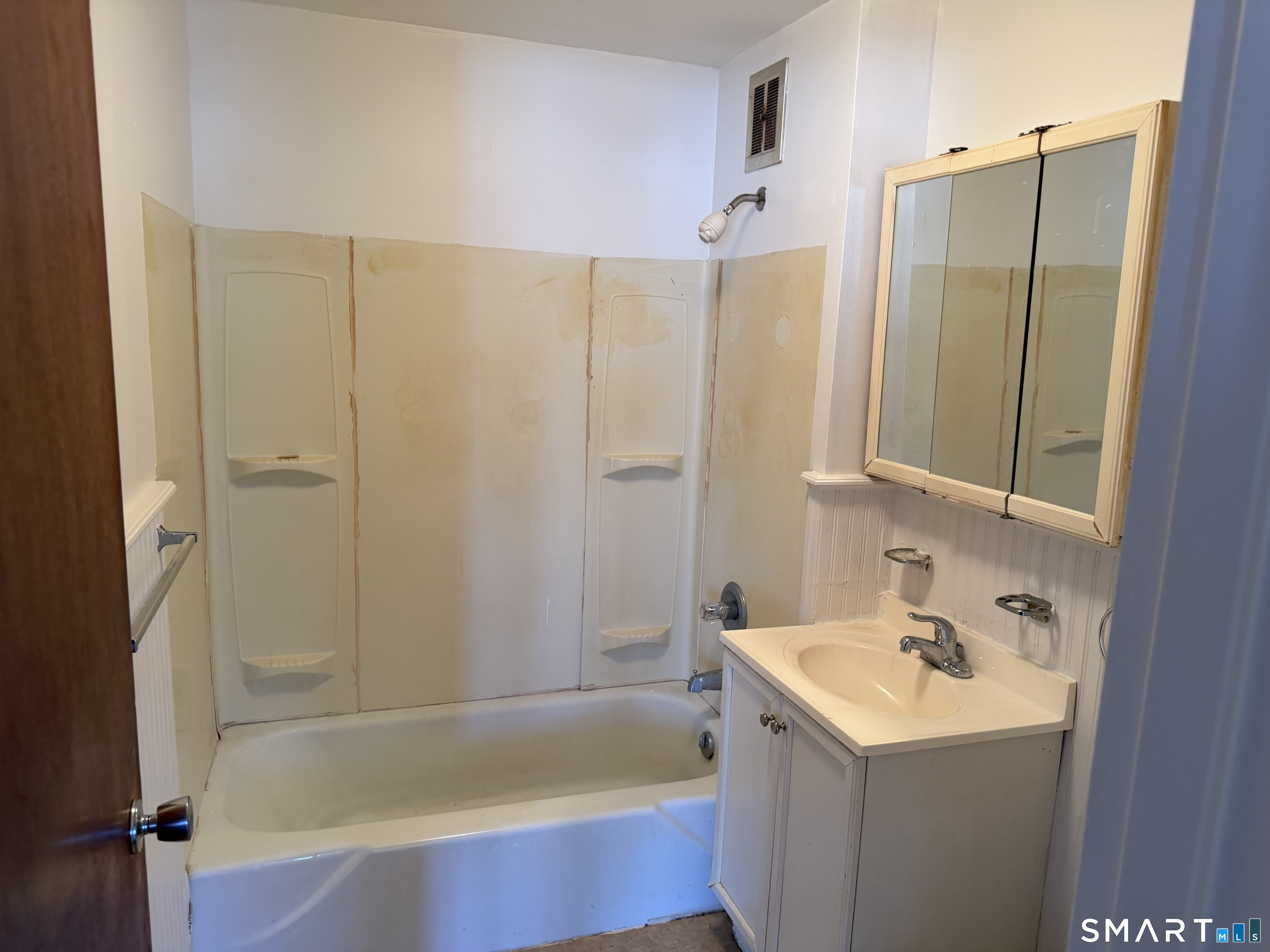 100 Oakwood Avenue West Hartford CT 06119