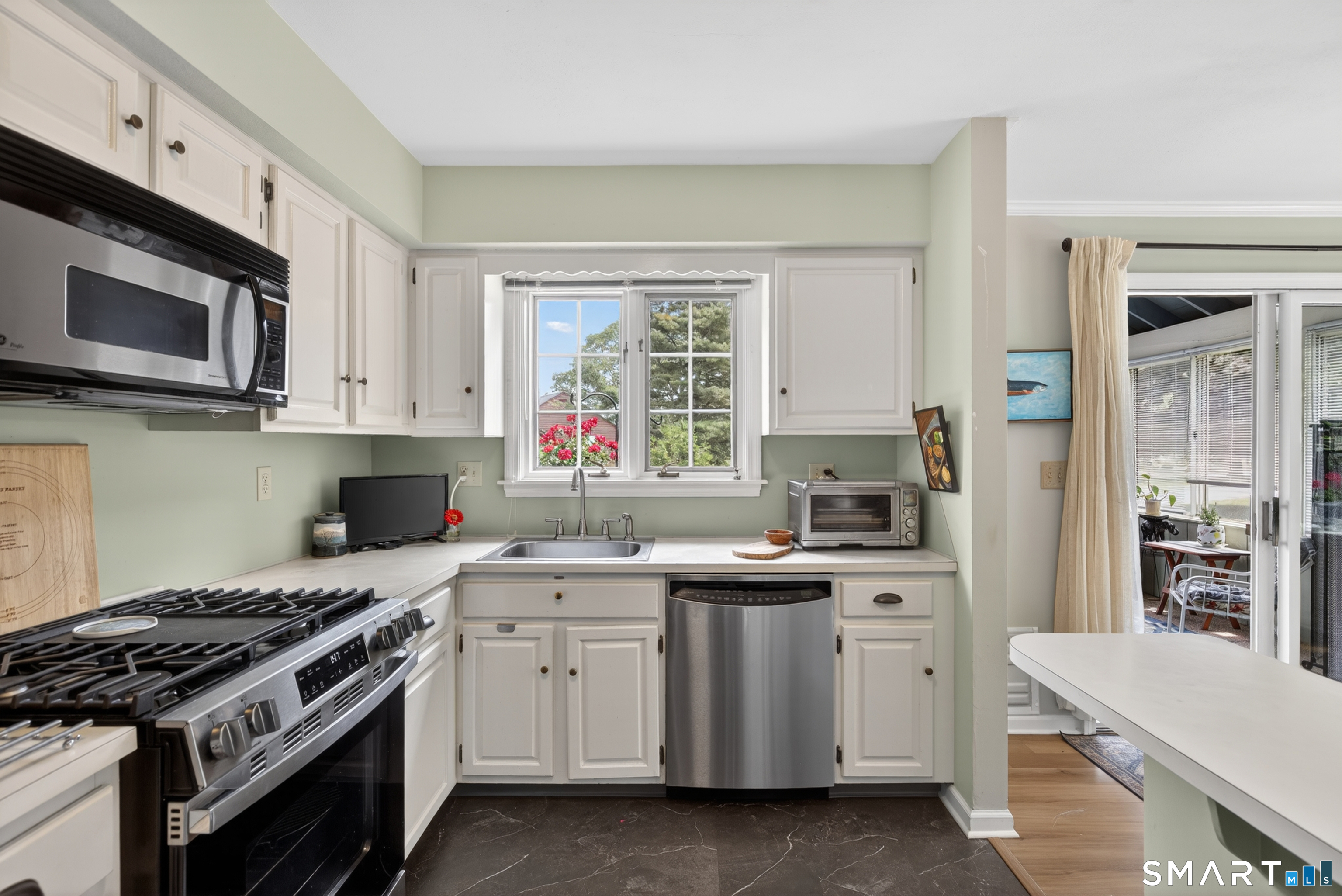 34 Canborne Way Madison CT 06443