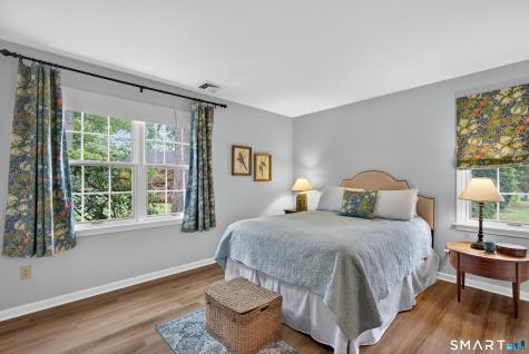 34 Canborne Way Madison CT 06443