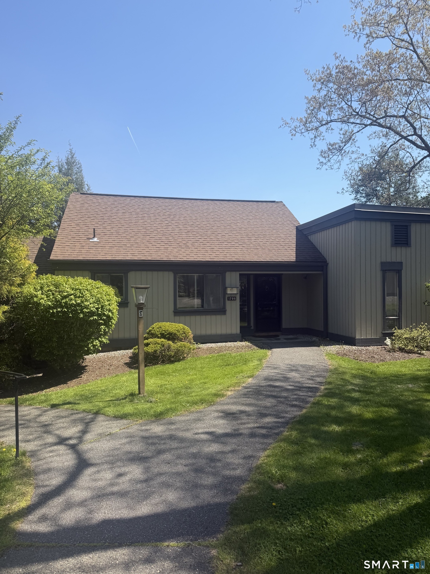 170 Heritage Village Southbury CT 06488