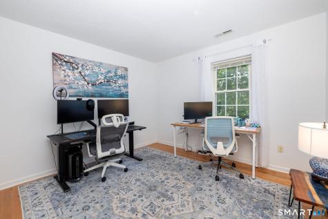 18 East Village Court Branford CT 06405