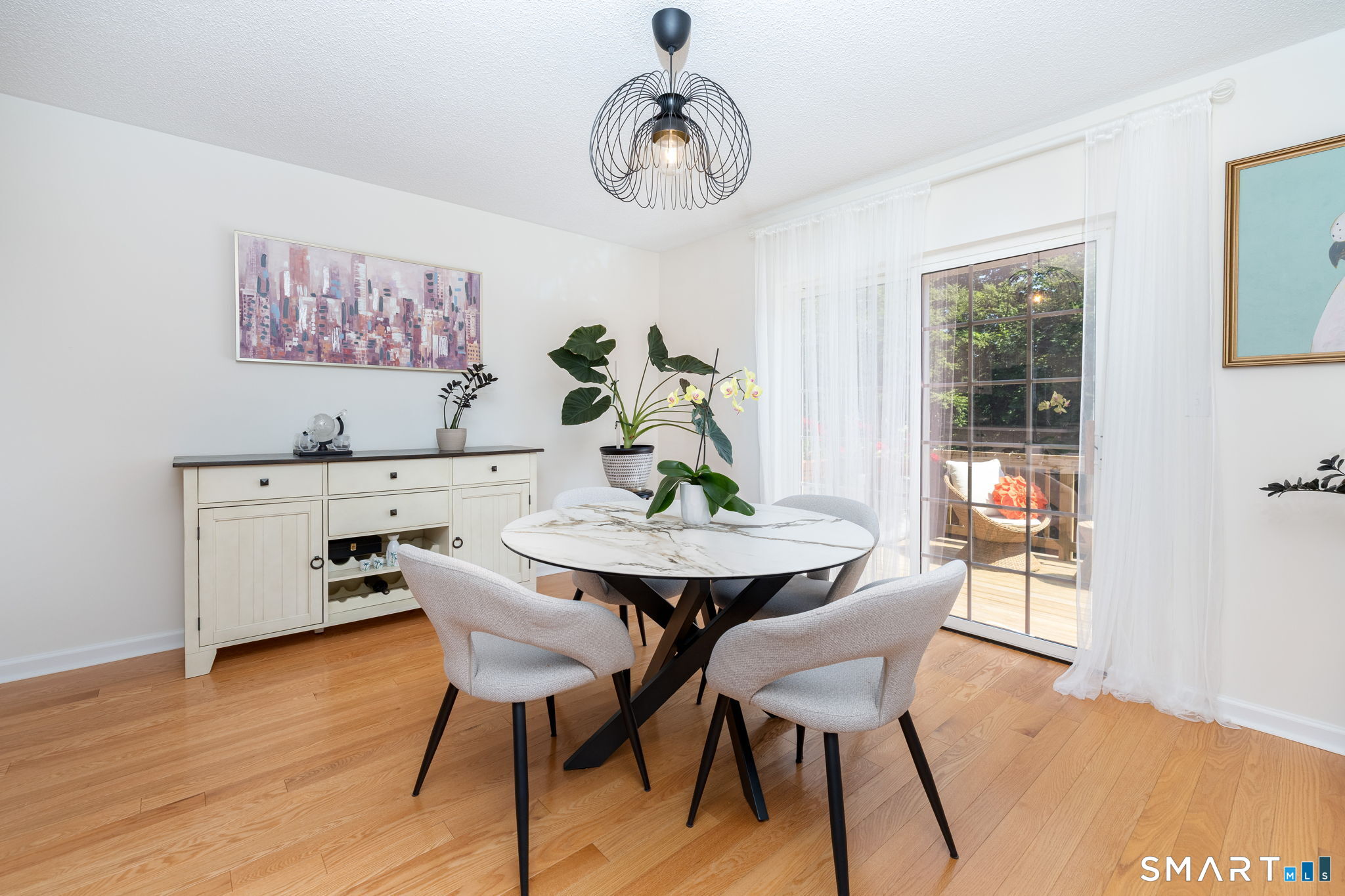 18 East Village Court Branford CT 06405