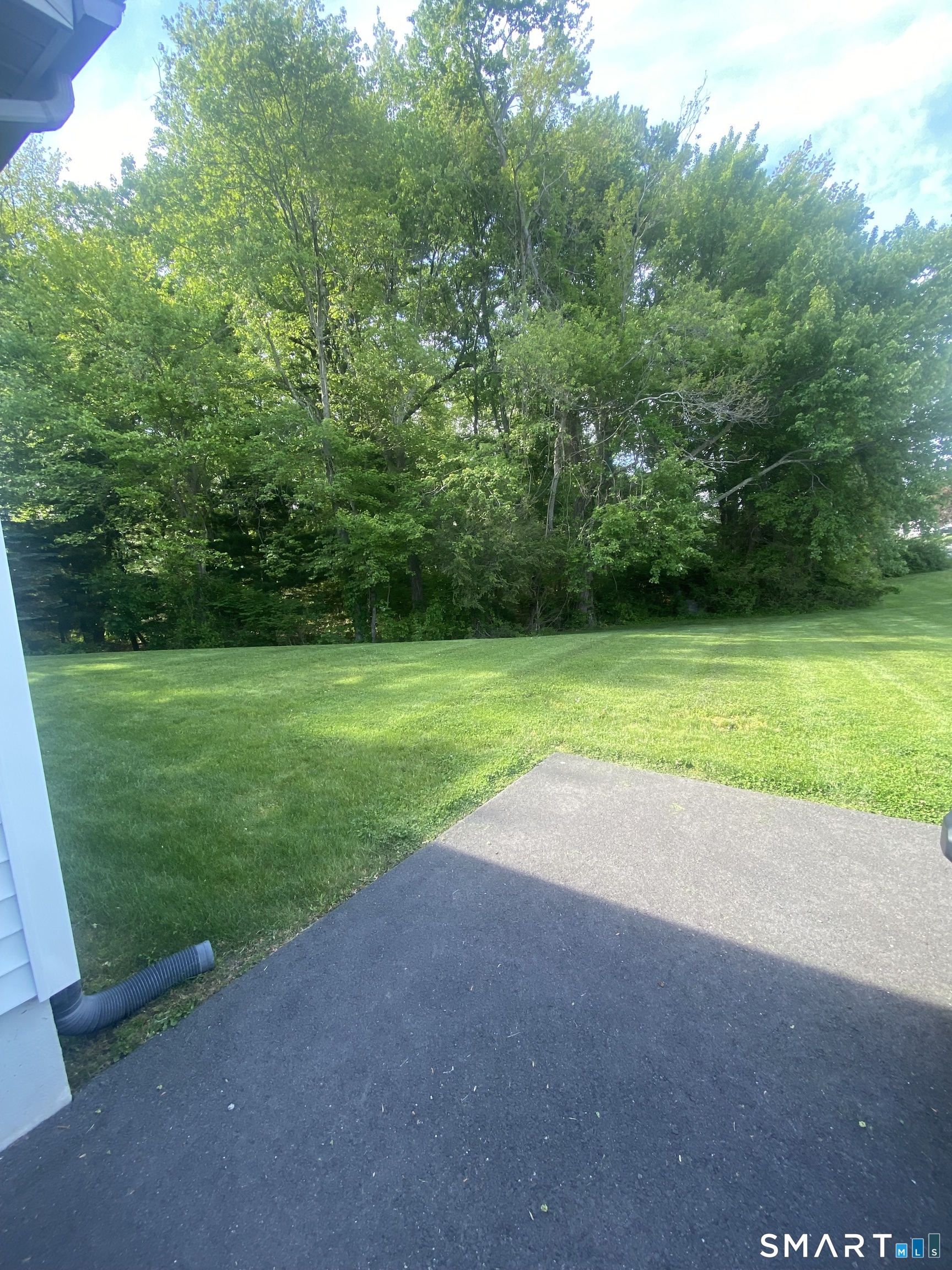 28 Deer Run Trail Manchester CT 06042