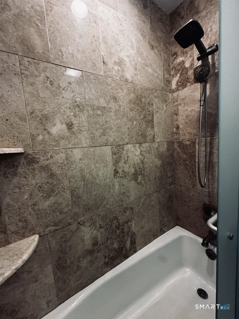 6 Rose Lane Danbury CT 06810