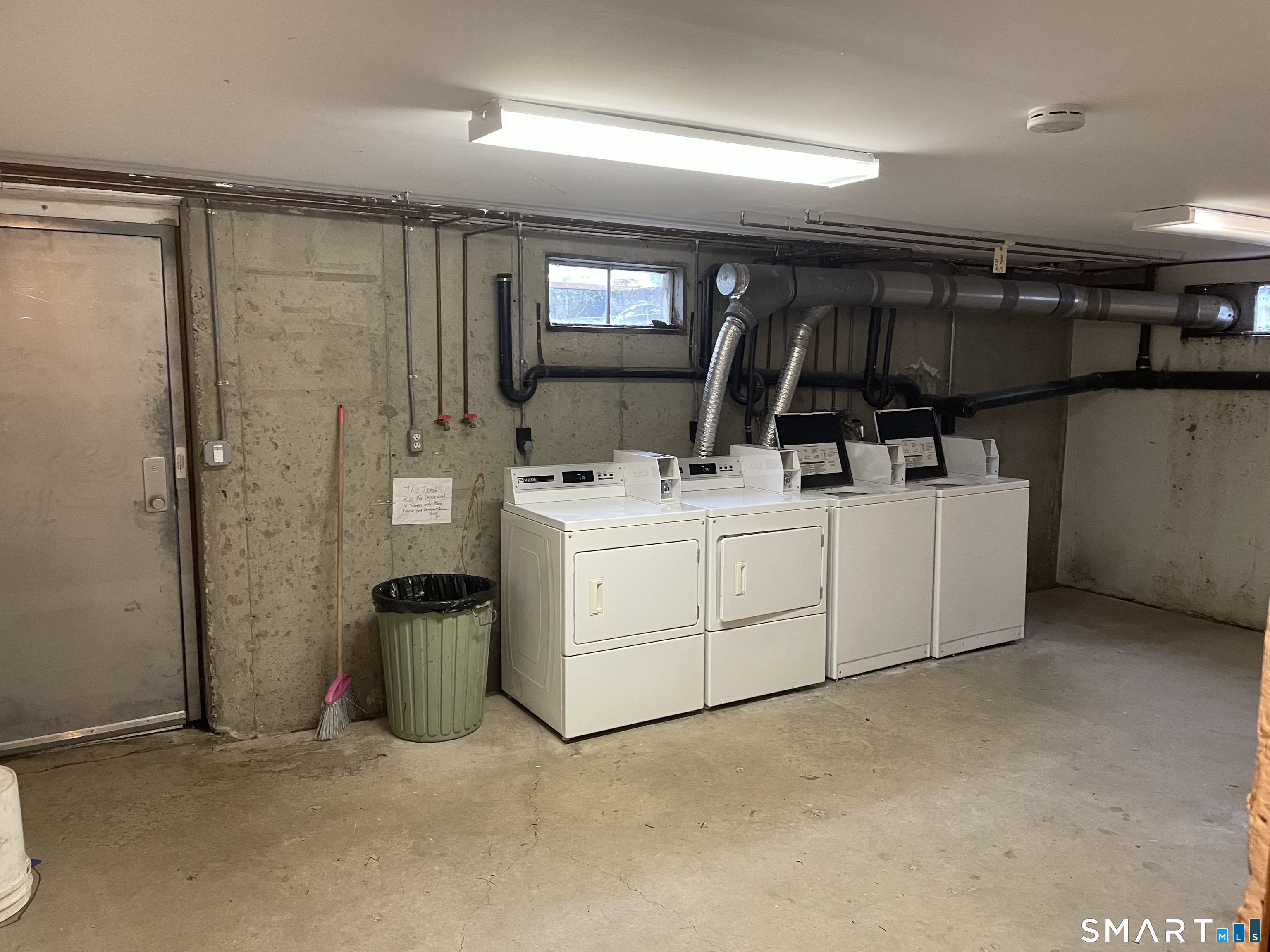 6 Rose Lane Danbury CT 06810