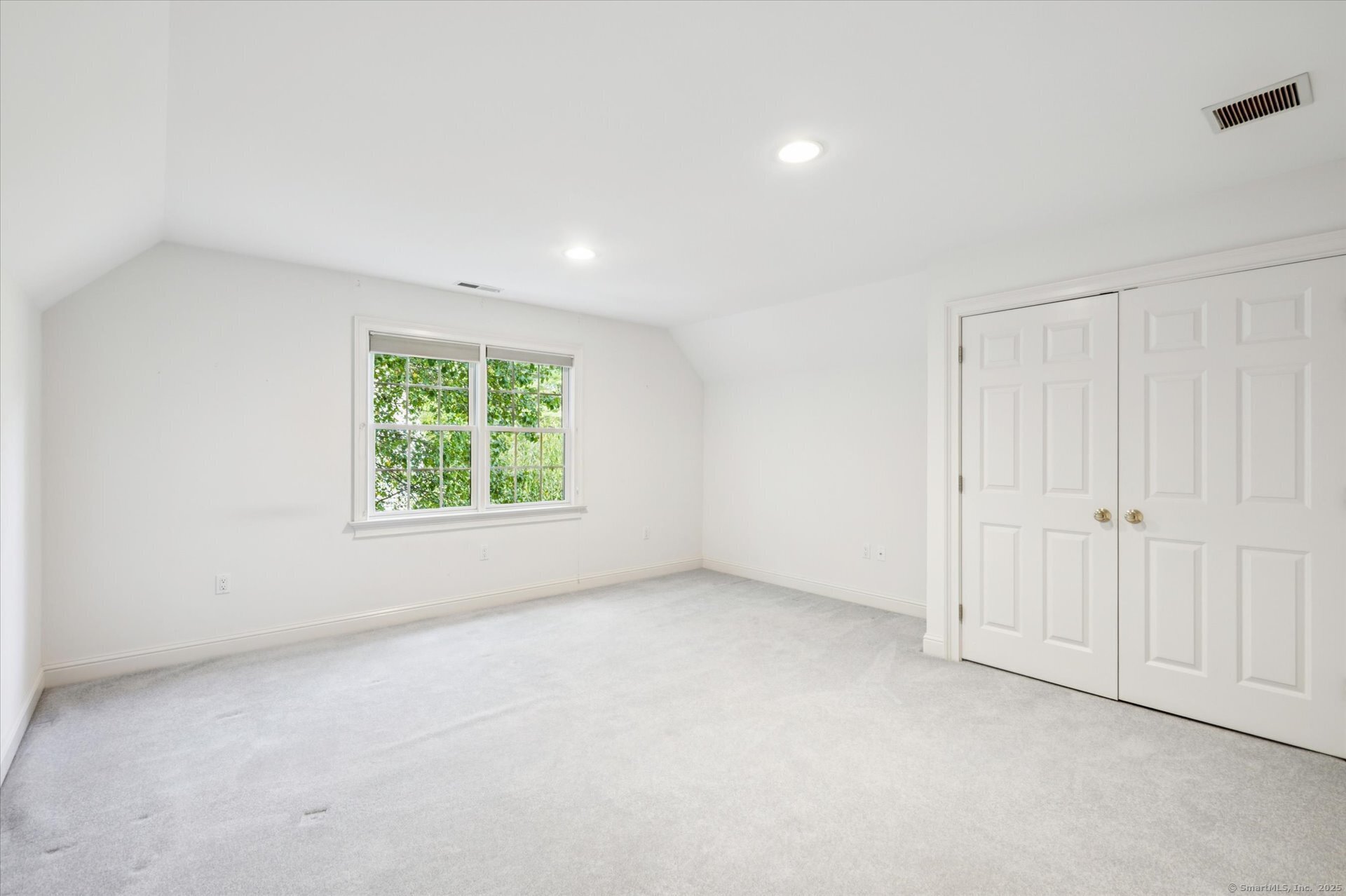 2 Muirfield Lane Avon CT 06001