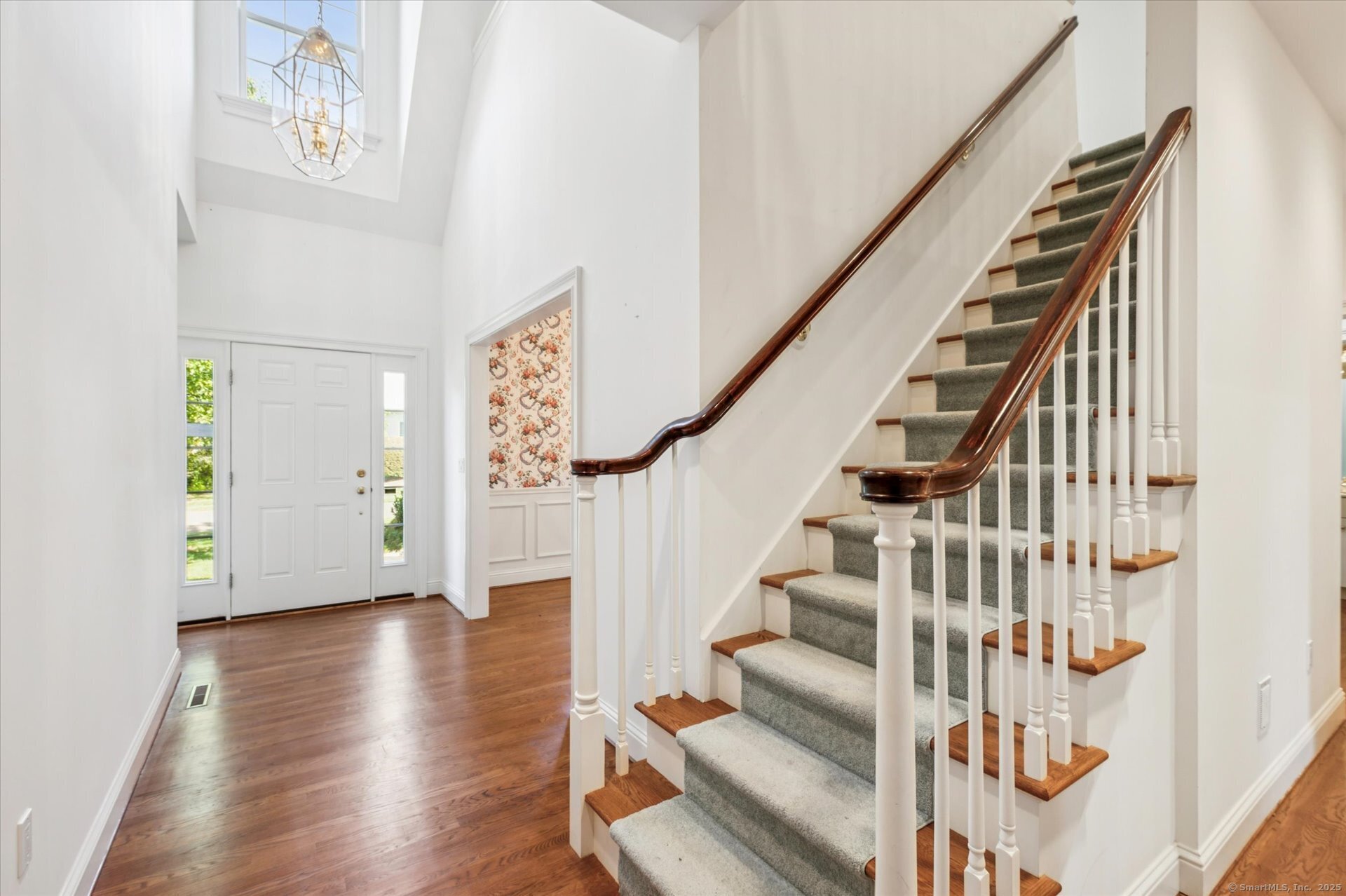 2 Muirfield Lane Avon CT 06001