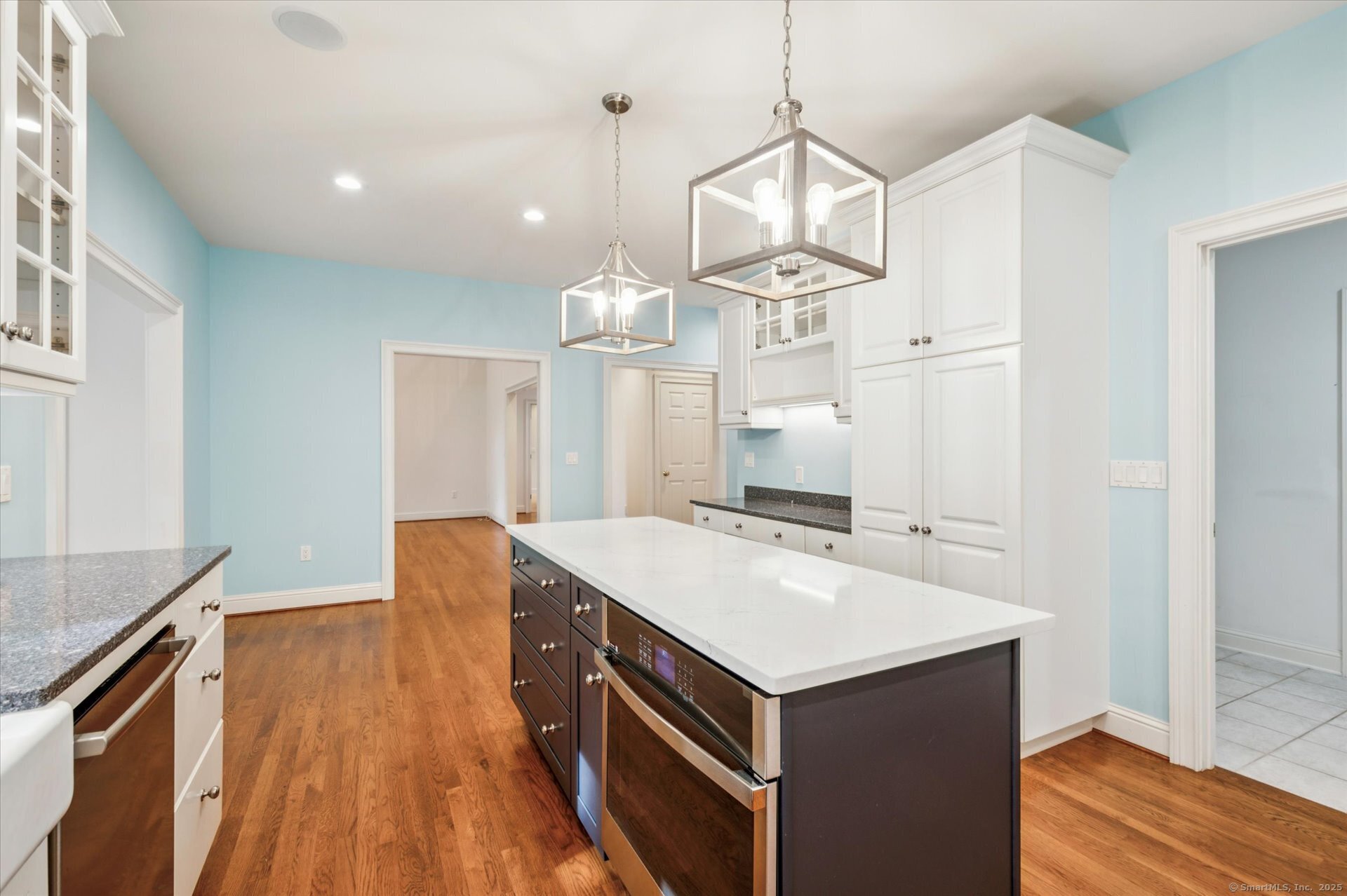 2 Muirfield Lane Avon CT 06001