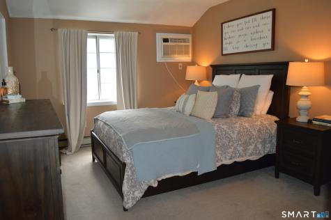 163 Cynthia Lane Middletown CT 06457