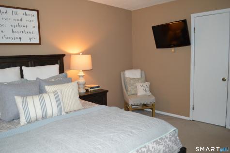 163 Cynthia Lane Middletown CT 06457