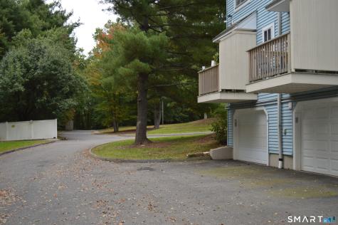 163 Cynthia Lane Middletown CT 06457