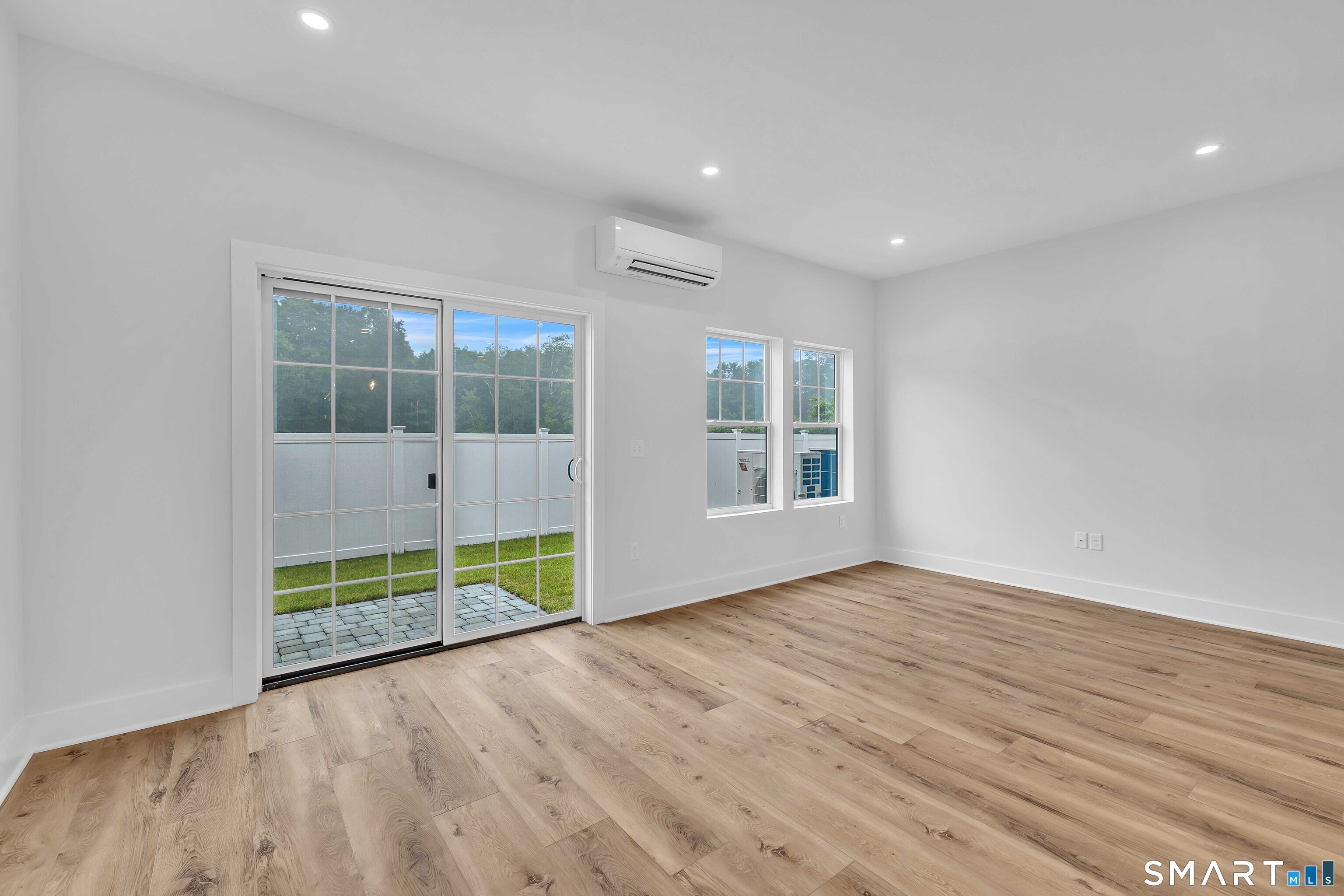 138 Boston Post Road East Lyme CT 06333