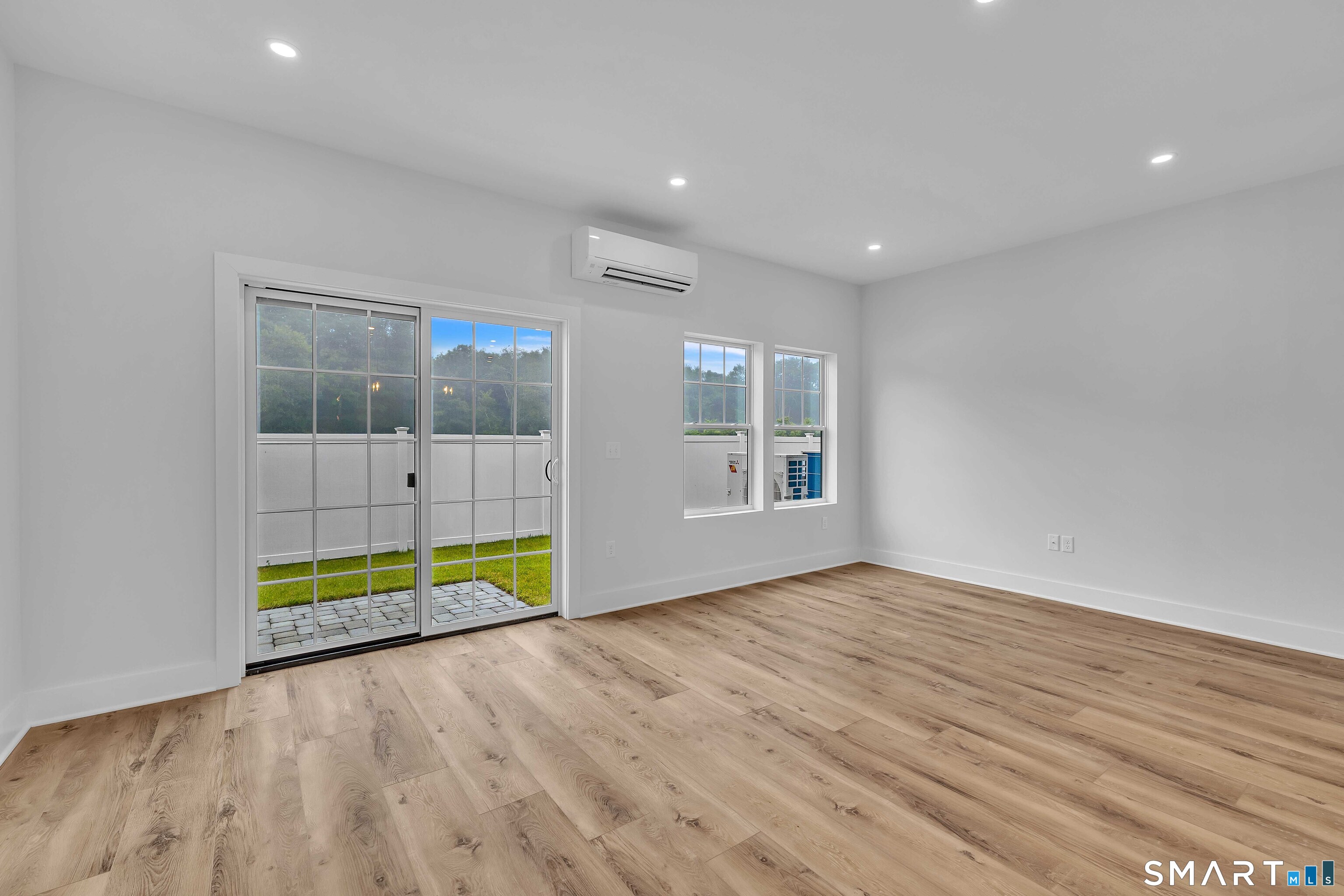 138 Boston Post Road East Lyme CT 06333
