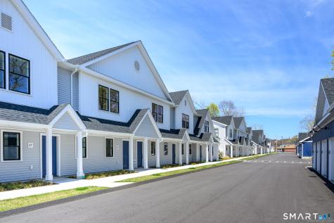138 Boston Post Road East Lyme CT 06333