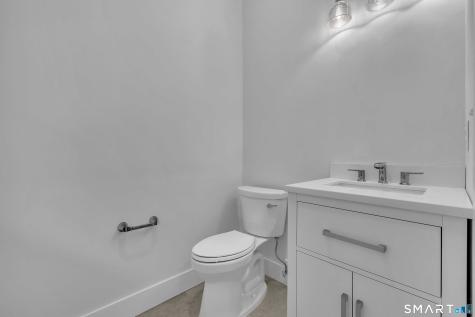 138 Boston Post Road East Lyme CT 06333