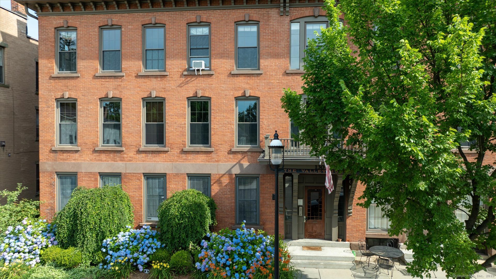 130 Main Street Canton CT 06019