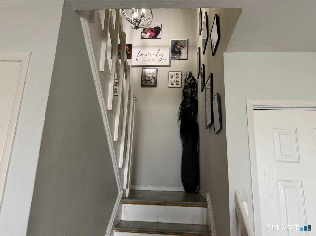 213 West Walk West Haven CT 06516