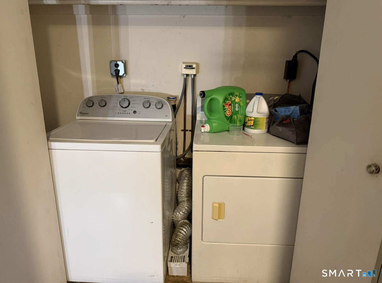 213 West Walk West Haven CT 06516