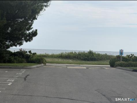 213 West Walk West Haven CT 06516