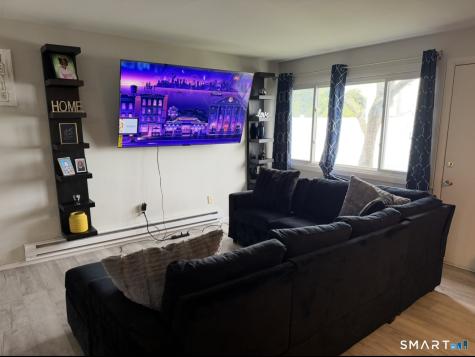 213 West Walk West Haven CT 06516