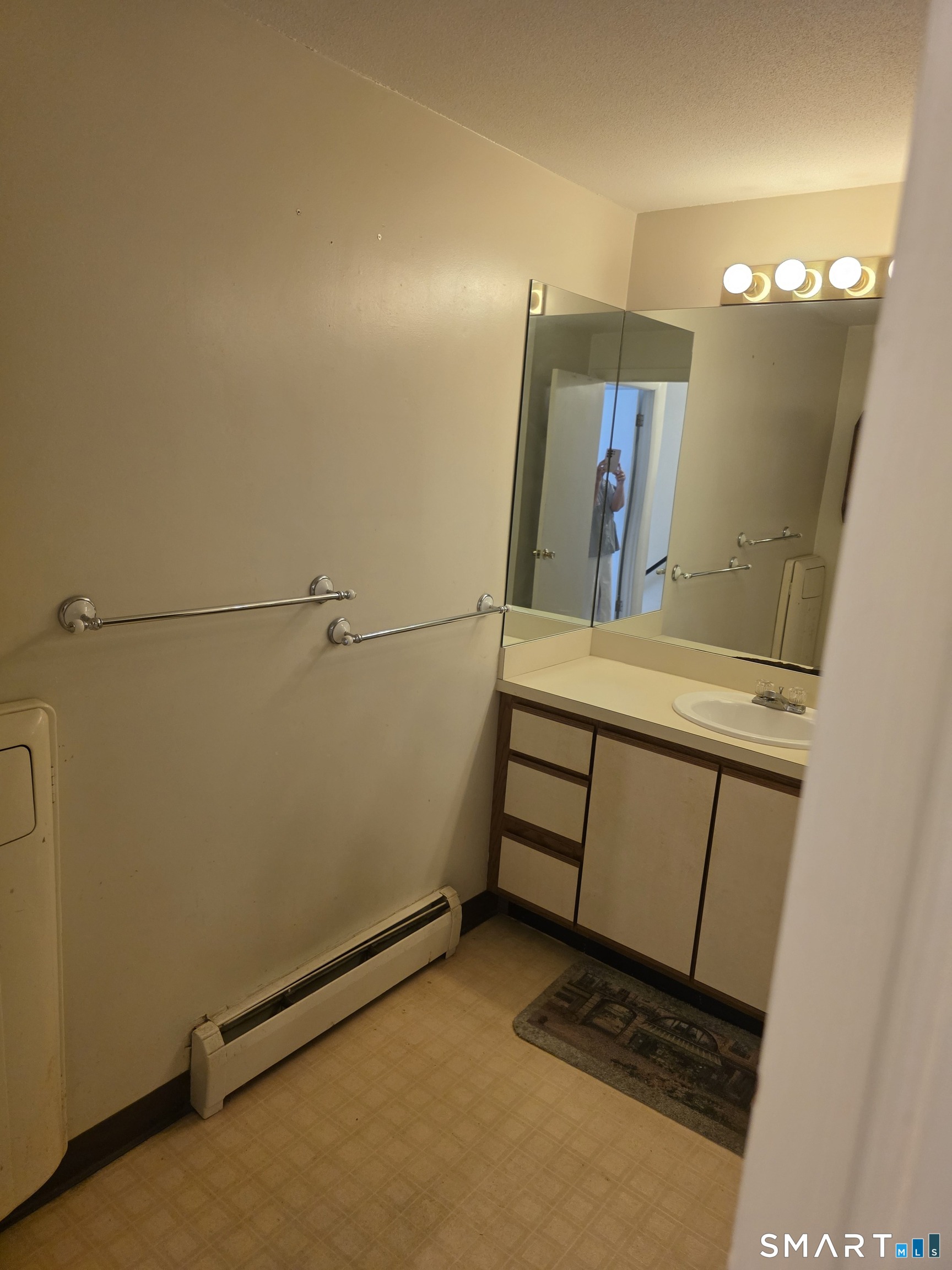 60 Skyline Drive Montville CT 06382