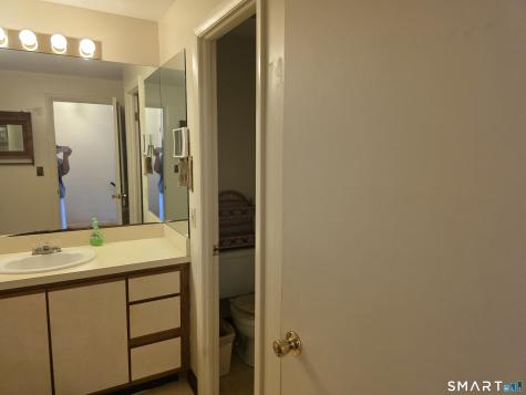 60 Skyline Drive Montville CT 06382