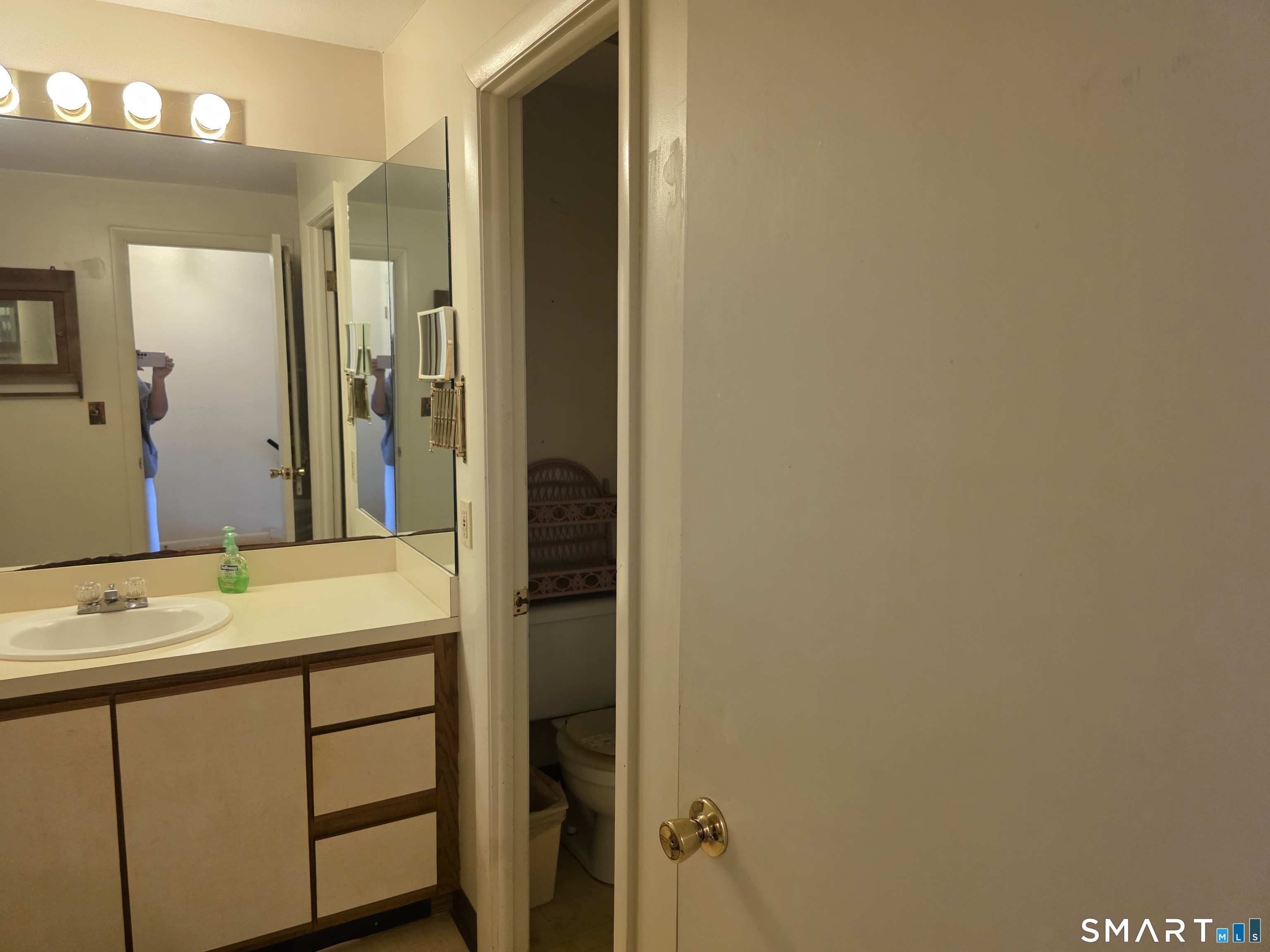 60 Skyline Drive Montville CT 06382