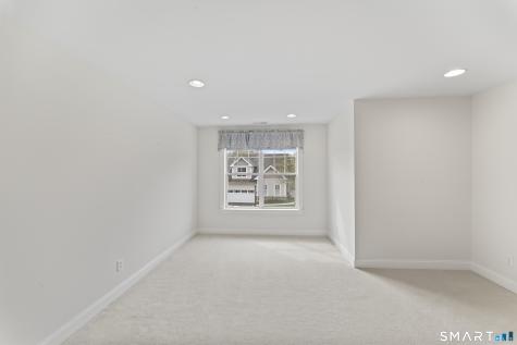 20 Brookside Court Newtown CT 06470