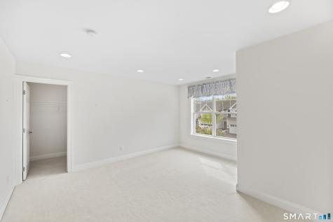 20 Brookside Court Newtown CT 06470