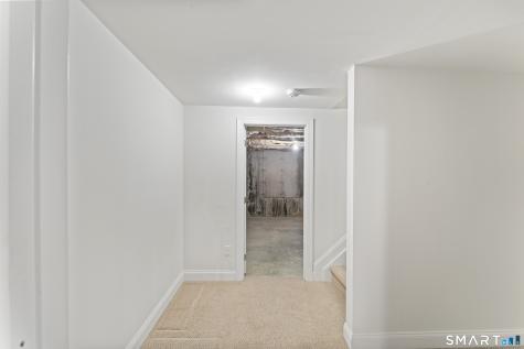 20 Brookside Court Newtown CT 06470