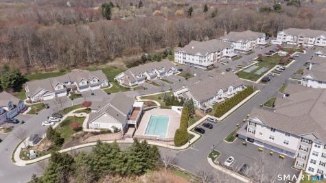 20 Brookside Court Newtown CT 06470