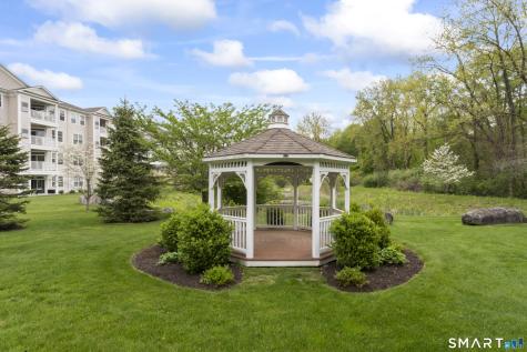 20 Brookside Court Newtown CT 06470
