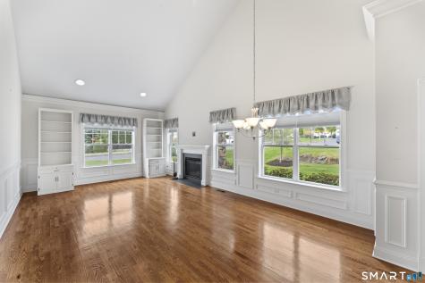 20 Brookside Court Newtown CT 06470