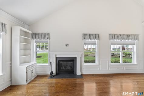 20 Brookside Court Newtown CT 06470