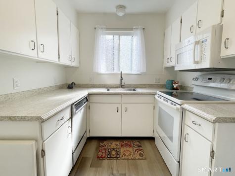 184 Heritage Village Southbury CT 06488