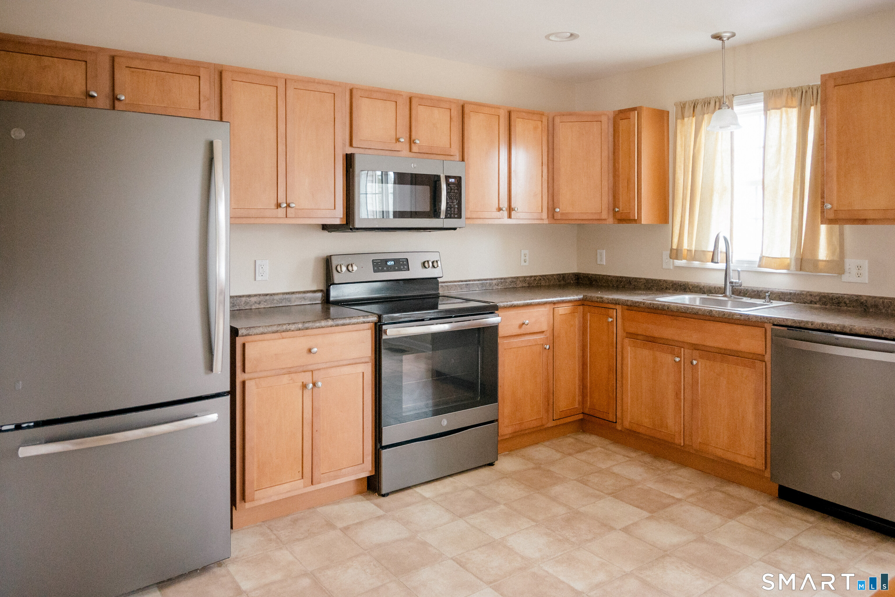 47 Nolan Circle Manchester CT 06042