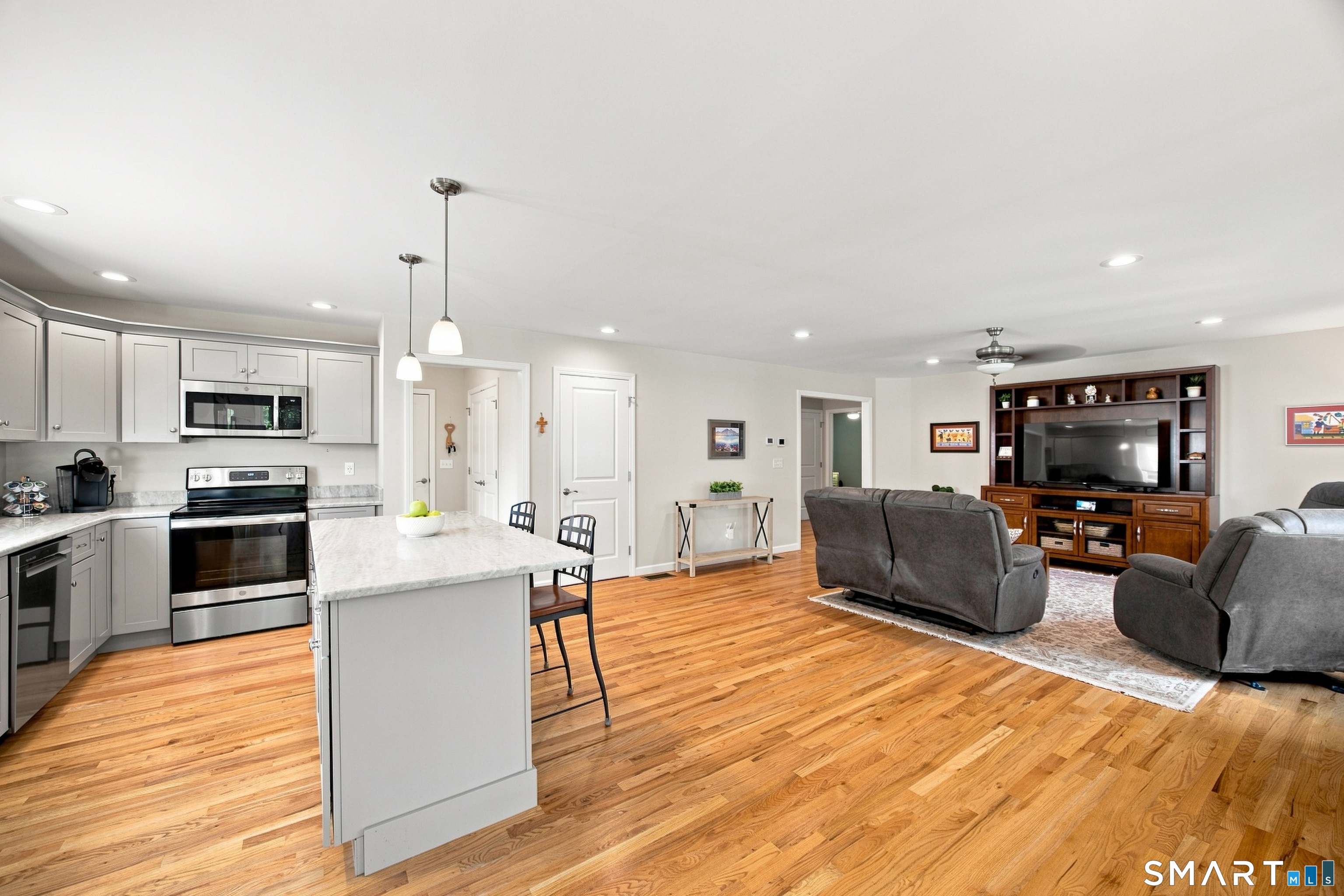 12 Copley Circle Enfield CT 06082