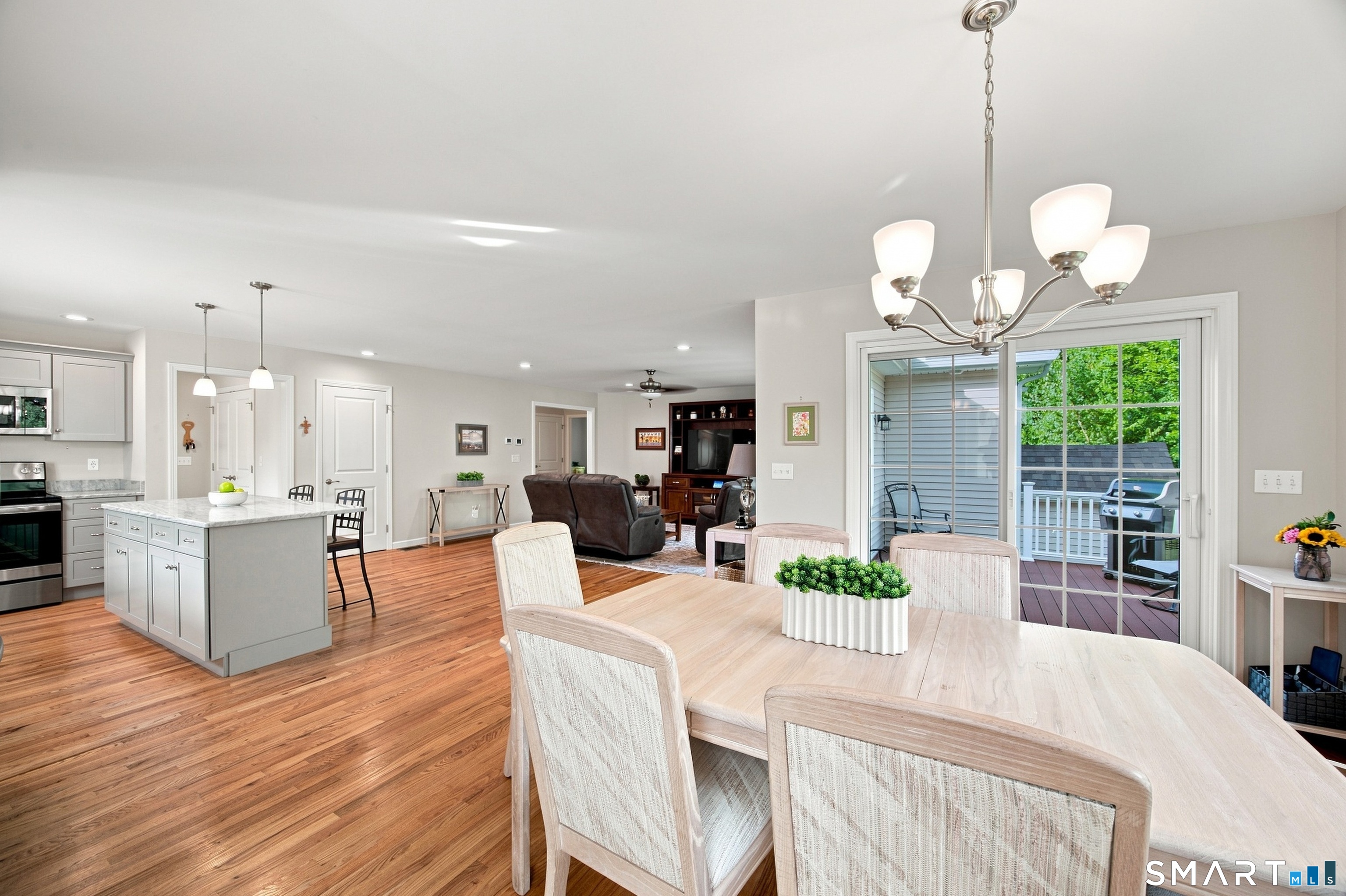 12 Copley Circle Enfield CT 06082
